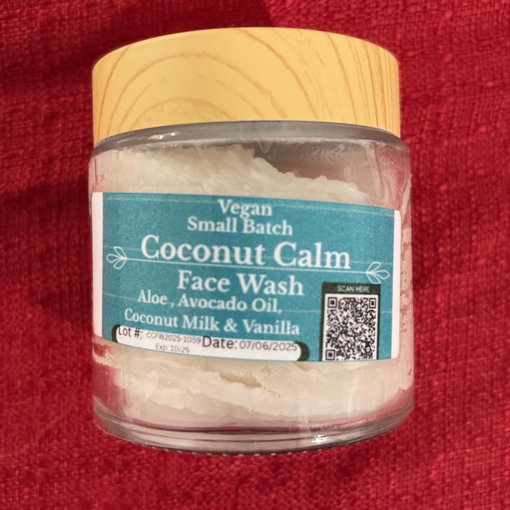 Coconut Calm Face Wash 4oz Jar w/ 15 ct Presoaked Exfoliating Cotton Pads - Picture 7 of 8